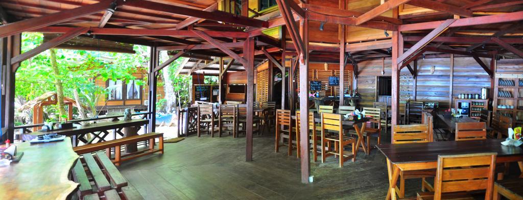 Tapokreng Raja Ampat Dive Resort מראה חיצוני תמונה