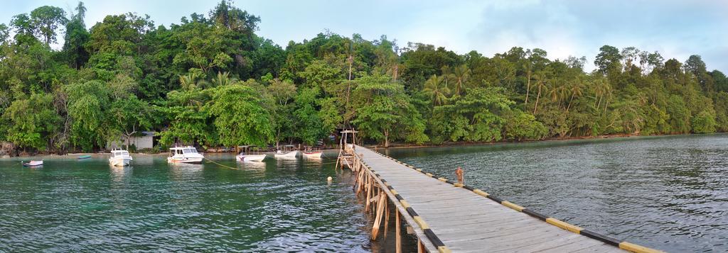 Tapokreng Raja Ampat Dive Resort מראה חיצוני תמונה