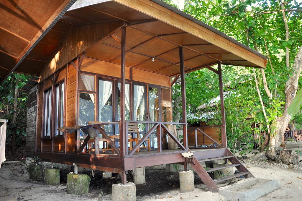 Tapokreng Raja Ampat Dive Resort מראה חיצוני תמונה