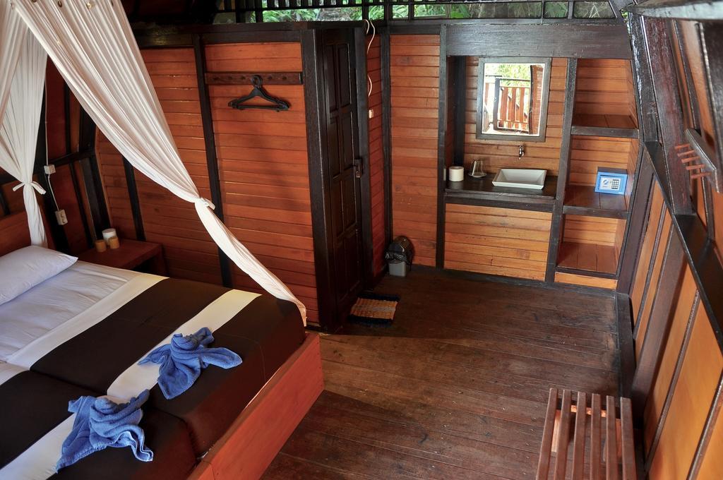 Tapokreng Raja Ampat Dive Resort מראה חיצוני תמונה