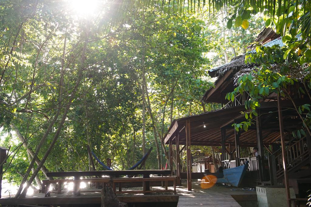 Tapokreng Raja Ampat Dive Resort מראה חיצוני תמונה