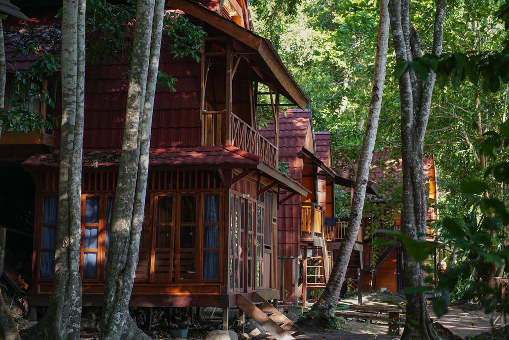 Tapokreng Raja Ampat Dive Resort מראה חיצוני תמונה